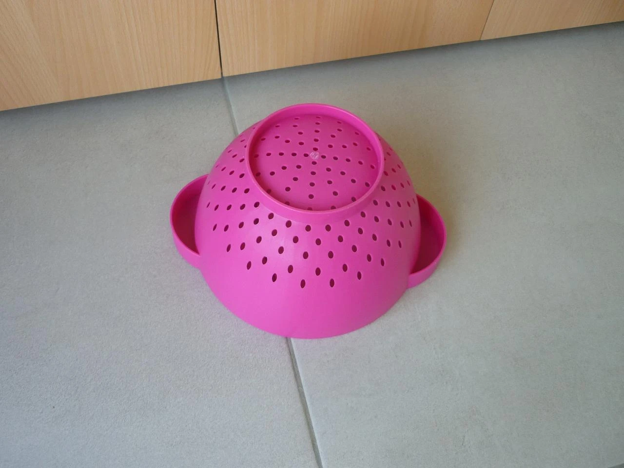 Colador de plástico rosa fucsia – photo 3